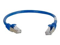 C2G Cat5e Booted Shielded (STP) Network Patch Cable - Kytkentäkaapeli - RJ-45 (uros) to RJ-45 (uros) - 1 m - STP - CAT 5e - valettu - sininen 83770